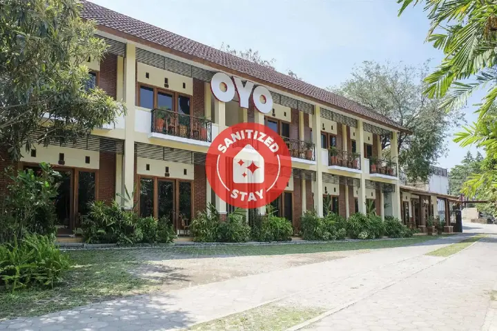 Депок: OYO 261 Sasono Putro Guest House