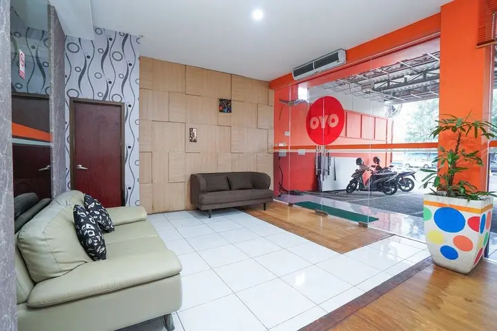 Сурабая: OYO 275 Hotel Kita