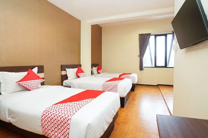 Сурабая: OYO 275 Hotel Kita