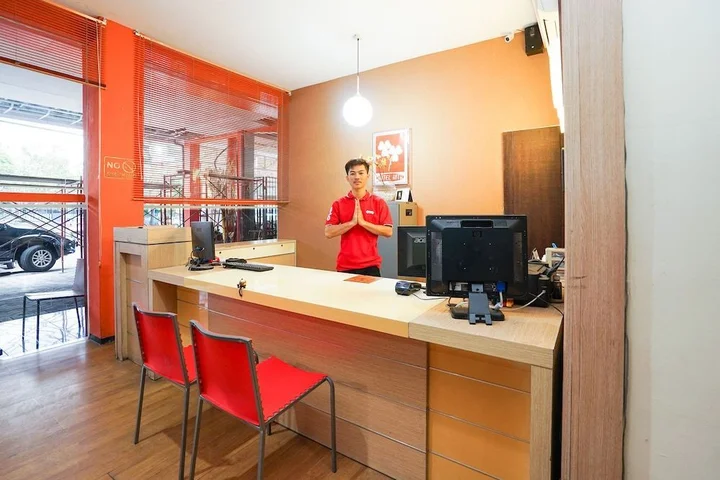 Сурабая: OYO 275 Hotel Kita