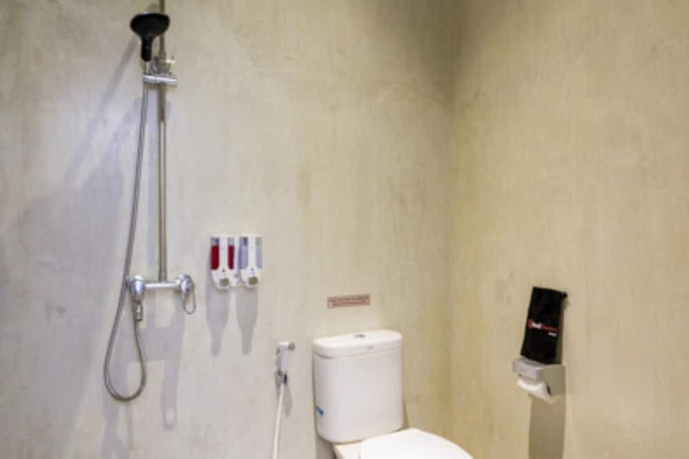 Депок: Lantai Dua Jogja - Hostel