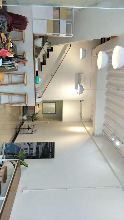 Депок: Lantai Dua Jogja - Hostel