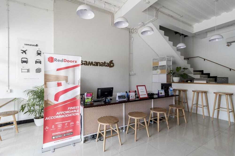 Депок: Lantai Dua Jogja - Hostel