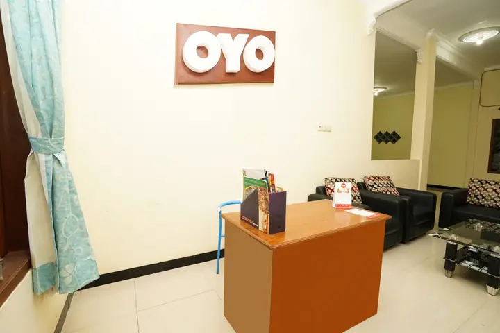 Маланг: OYO 302 Karolin Homestay