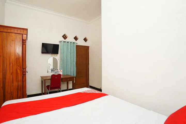 Маланг: OYO 302 Karolin Homestay