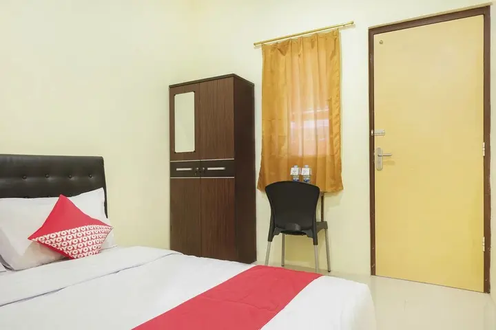 Депок: OYO 265 Nurdiono House Kentungan