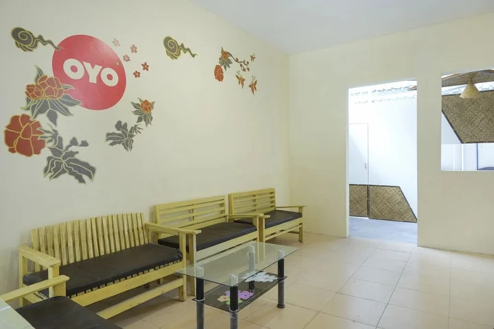 Депок: OYO 265 Nurdiono House Kentungan