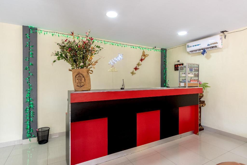 Медан: Super OYO 283 Helvetia Residence