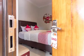 Медан: Super OYO 283 Helvetia Residence