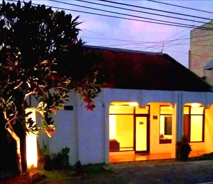 Депок: Wisma Wanawiyata