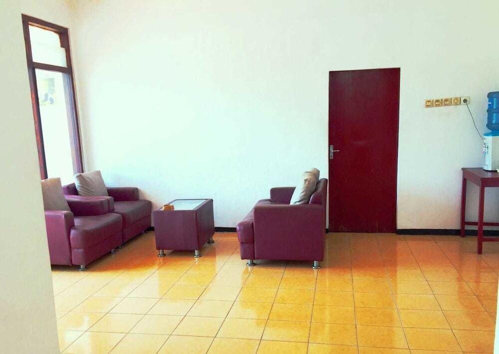 Депок: Wisma Wanawiyata