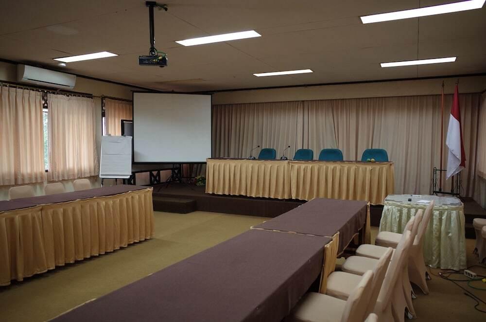 Сукабуми: RedDoorz Plus @ Suryakencana Kota Sukabumi
