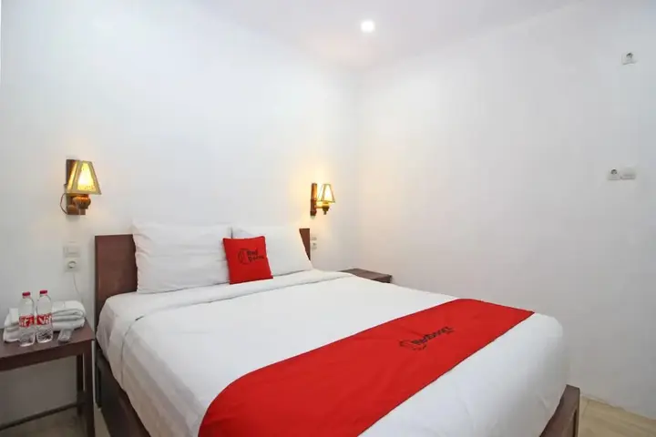 Боробудур: RedDoorz near Borobudur Temple 2