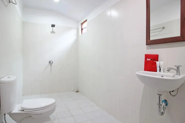 Боробудур: RedDoorz near Borobudur Temple 2
