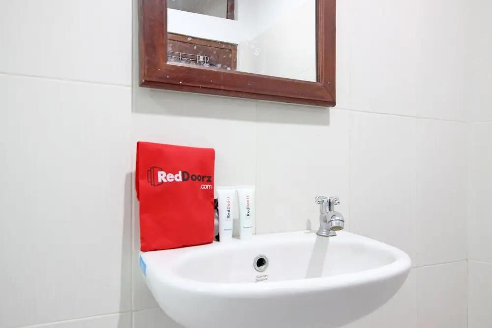Боробудур: RedDoorz near Borobudur Temple 2