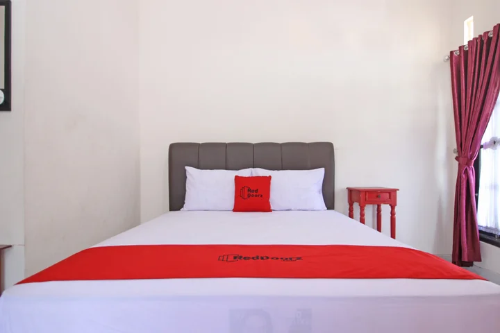 Батуретно: RedDoorz near UMY Yogyakarta
