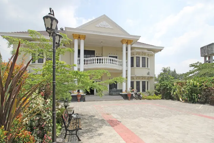 Батуретно: RedDoorz near UMY Yogyakarta