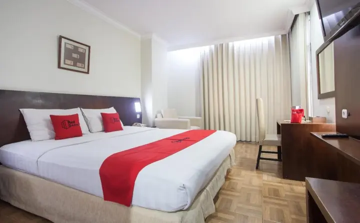 Сурабая: RedDoorz Plus @ Surabaya City Center