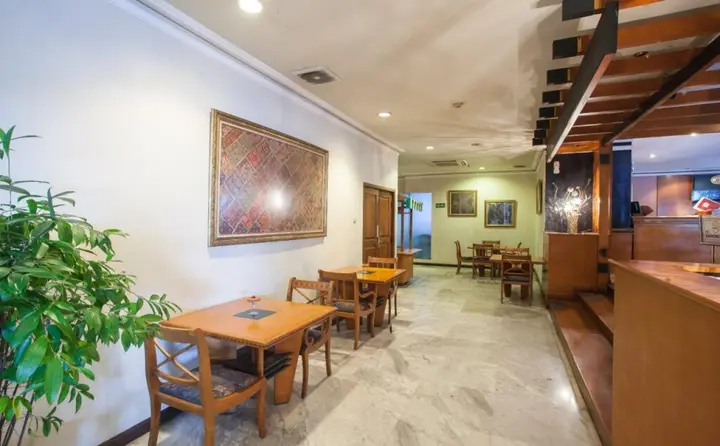 Сурабая: RedDoorz Plus @ Surabaya City Center