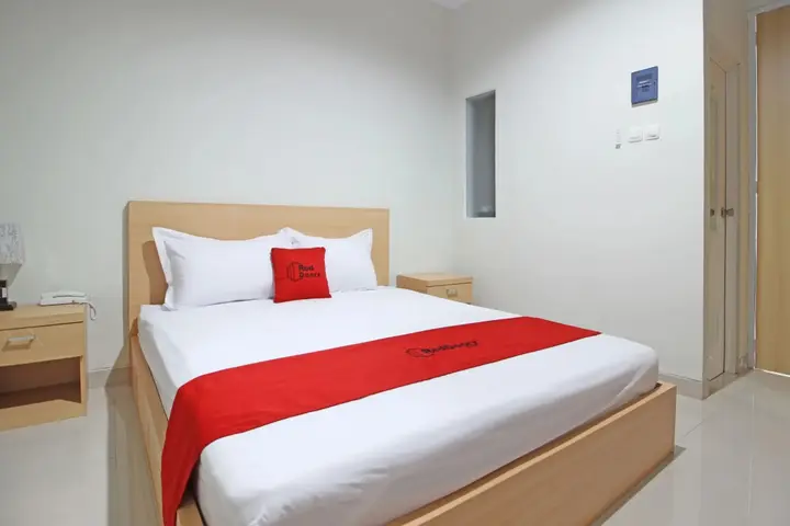 Батуретно: RedDoorz near AMIKOM Yogyakarta