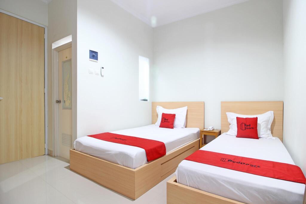 Батуретно: RedDoorz near AMIKOM Yogyakarta