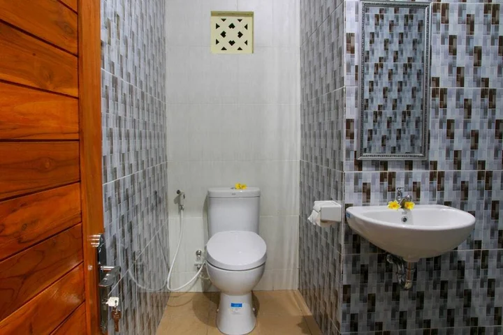 Лембонган-Айленд: Medal Jaya Hostel & Room