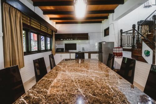 Барос: RedDoorz @ Wisata Bukit Baros