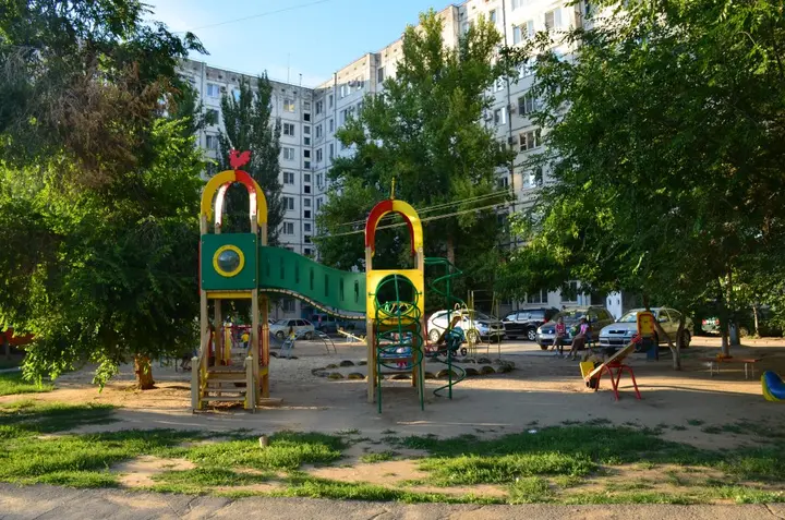 Волжский: Апартаменты ApartLux Александрова в Волжском