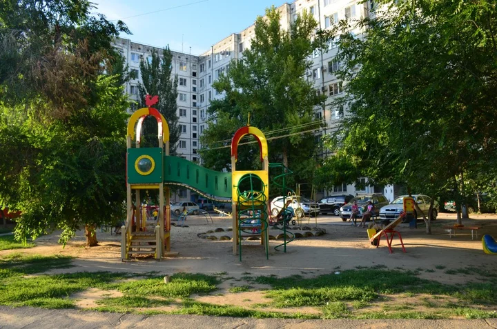 Волжский: Апартаменты ApartLux Александрова в Волжском