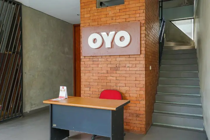 Сурабая: OYO 316 Umada Beds & Lounge Syariah