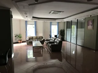 Тангеранг: Kondominium Golf Karawaci