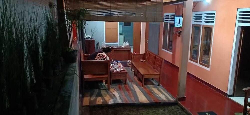 Надисари: Hostel 88 Bunkbed Bromo