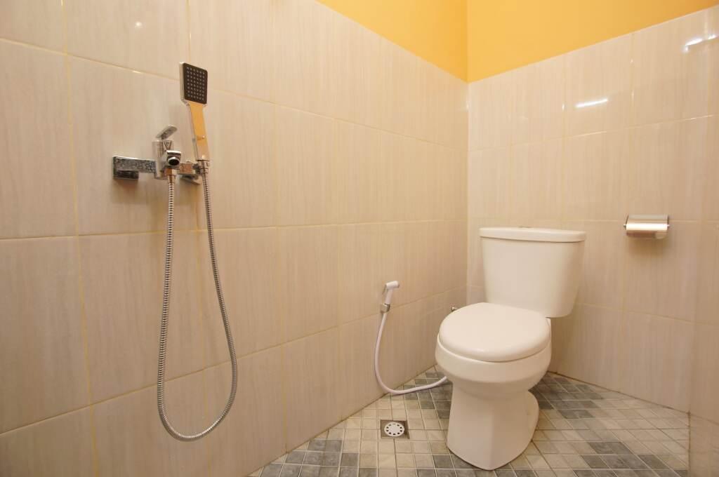 Депок: OYO 347 Bayang Brothers Guest House