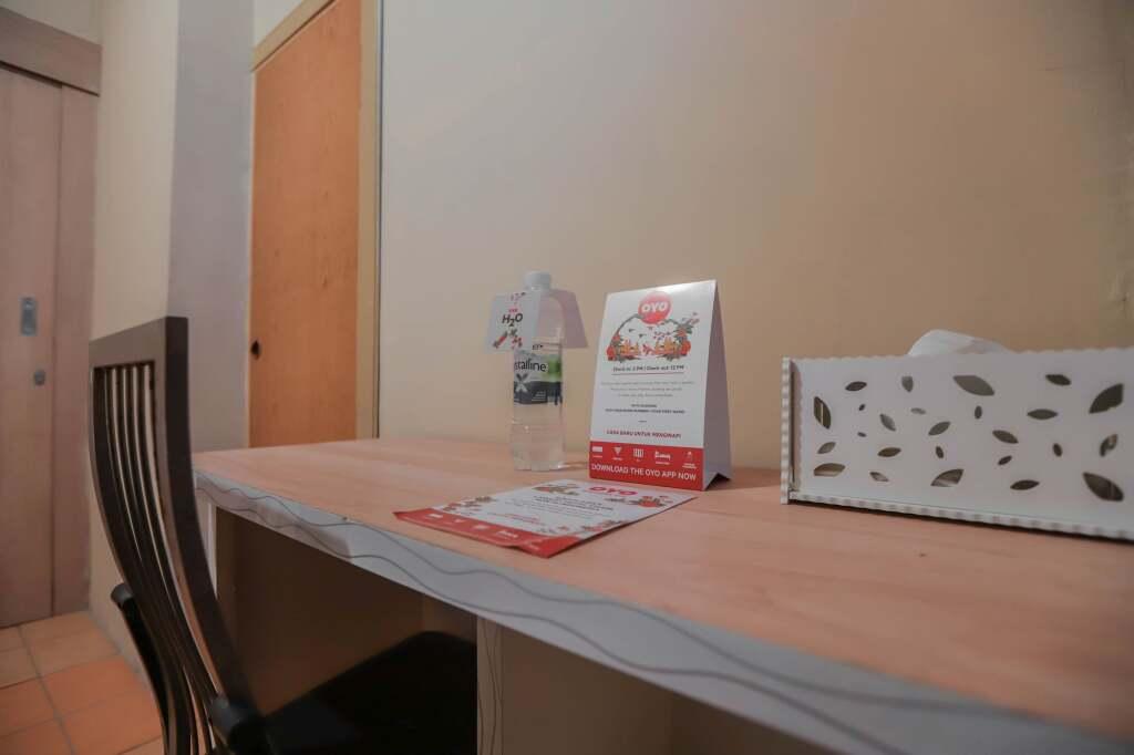 Тангеранг: OYO 298 Gemilang Guesthouse