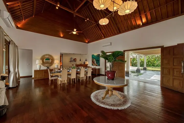 Тегаллаланг: The Malabar House