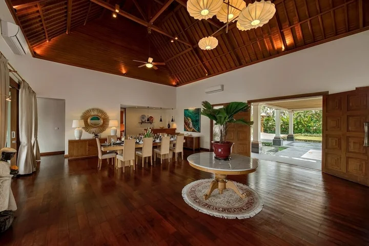 Тегаллаланг: The Malabar House