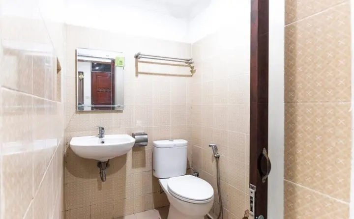Медан: OYO 339 Mojopahit Residence