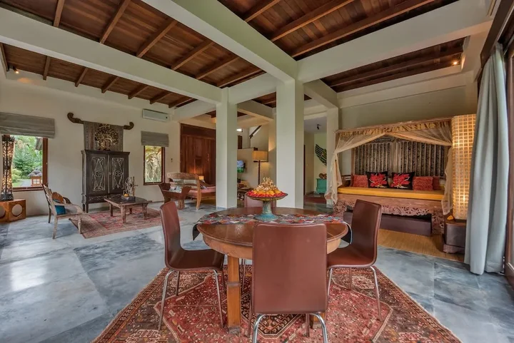 Паянган: Villa Bodhi