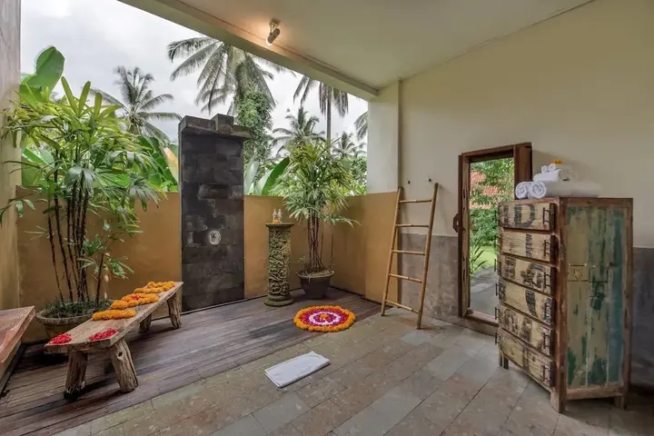 Паянган: Villa Bodhi