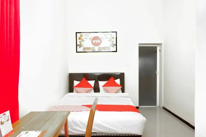 Маланг: OYO 314 Emas 23 Guest House Syariah