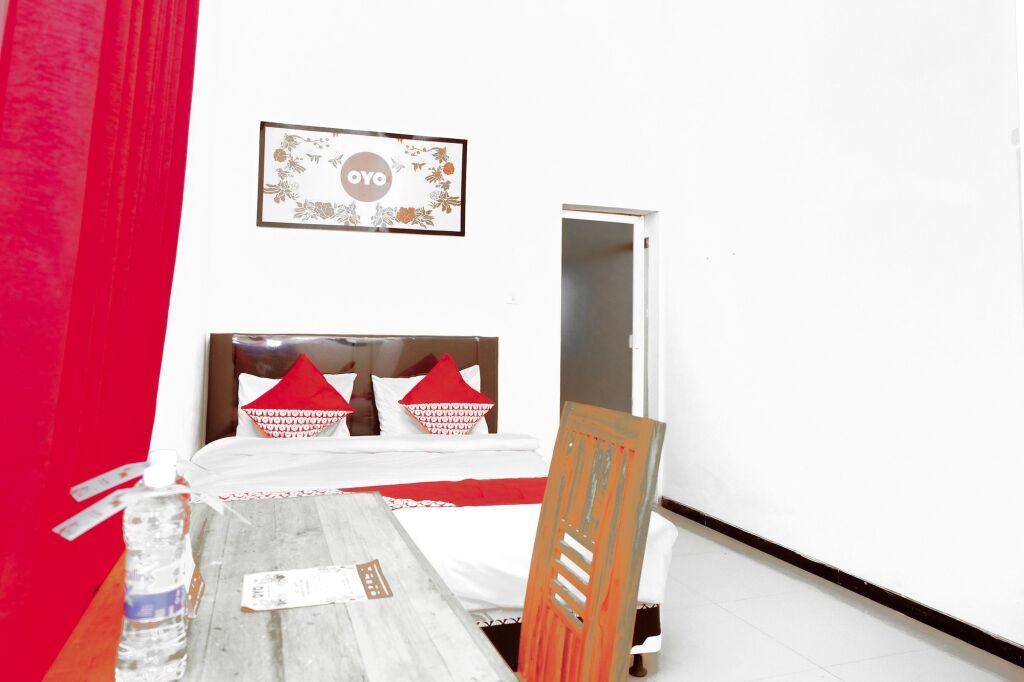 Маланг: OYO 314 Emas 23 Guest House Syariah