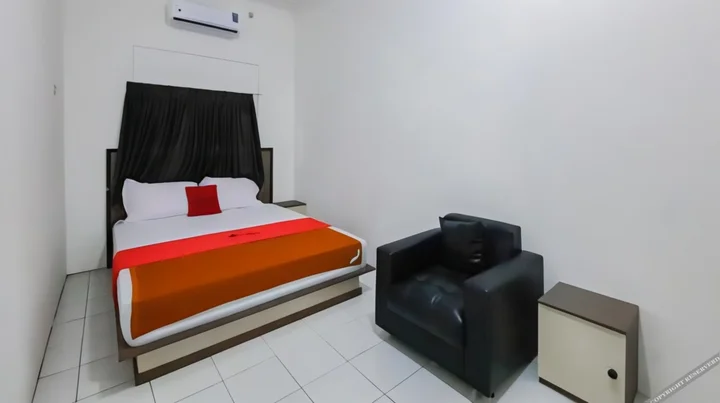 Палангкарая: RedDoorz near Universitas Palangkaraya