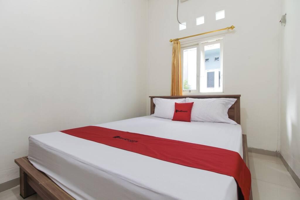 Палангкарая: RedDoorz near Universitas Palangkaraya