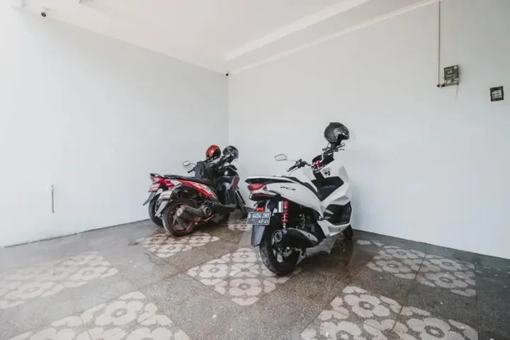 Депок: RedDoorz @ Limo Depok