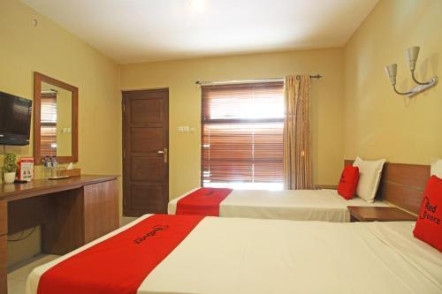 Суракарта: RedDoorz near Pusat Grosir Solo