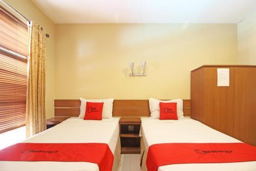 Суракарта: RedDoorz near Pusat Grosir Solo
