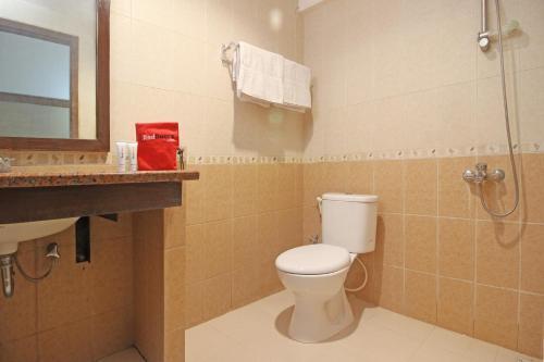 Суракарта: RedDoorz near Pusat Grosir Solo