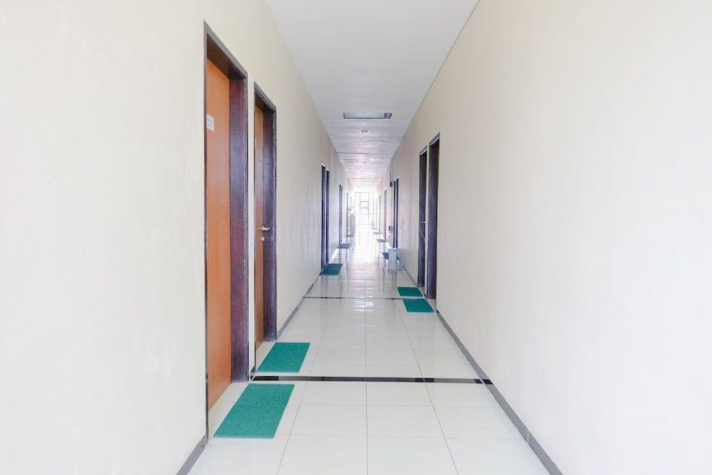Маланг: OYO 365 Tya Family Guest House Syariah