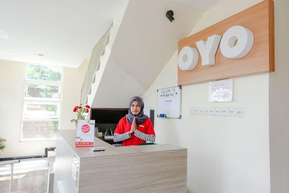 Маланг: OYO 365 Tya Family Guest House Syariah