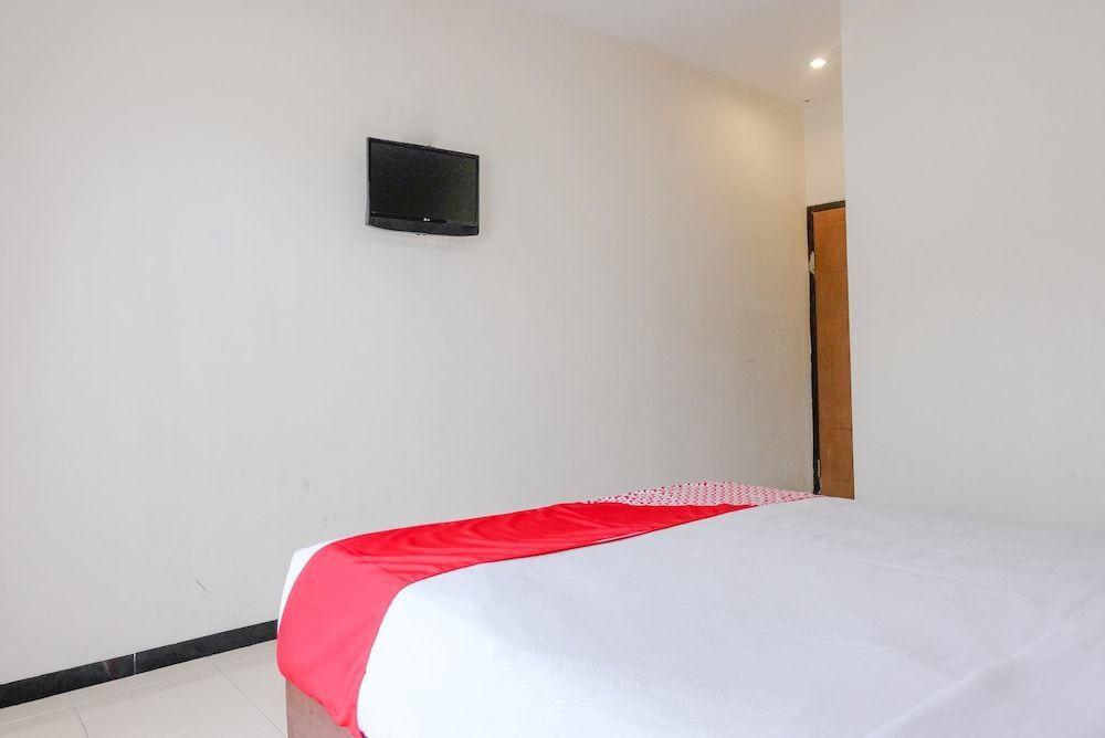 OYO 365 Tya Family Guest House Syariah — фото 3